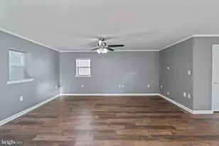 2530 Tree Top Ln, Seven Valleys, PA 17360 - Photo 7