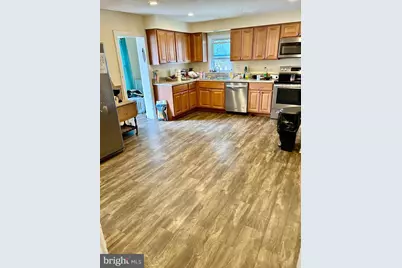 9 W Pennsylvania Avenue, Stewartstown, PA 17363 - Photo 5