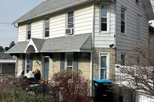 9 W Pennsylvania Ave, Stewartstown, PA 17363 - Photo 3