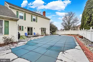 2035 Parkton Ln, York, PA 17408 - Photo 25