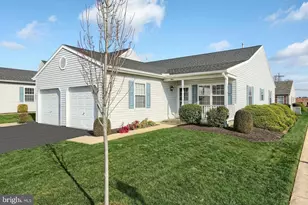 1012 Village Way, York, PA 17404 - Photo 5