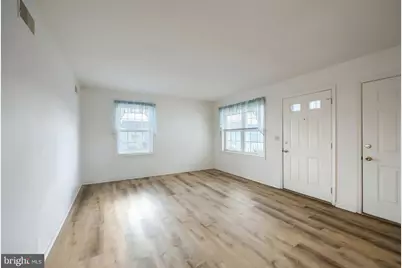 1012 Village Way #1012, York, PA 17404 - Photo 9