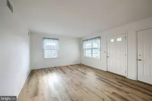 1012 Village Way, York, PA 17404 - Photo 9