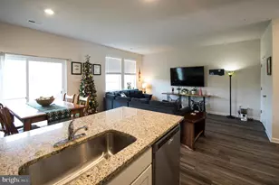 345 Maple Run Dr, York, PA 17404 - Photo 11