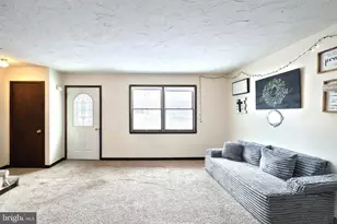 21 5th St, Hanover, PA 17331 - Photo 9