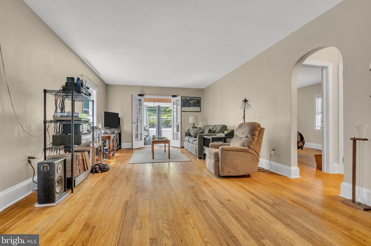 69 Lower Oak Grove Rd, Frenchtown NJ  08825-4230 exterior