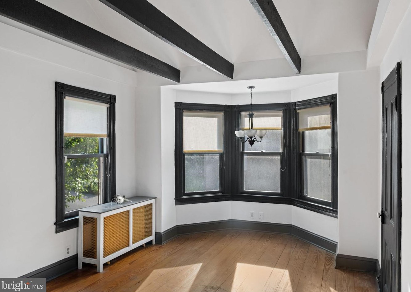 3 Main St, Stockton NJ 08559-2120 exterior