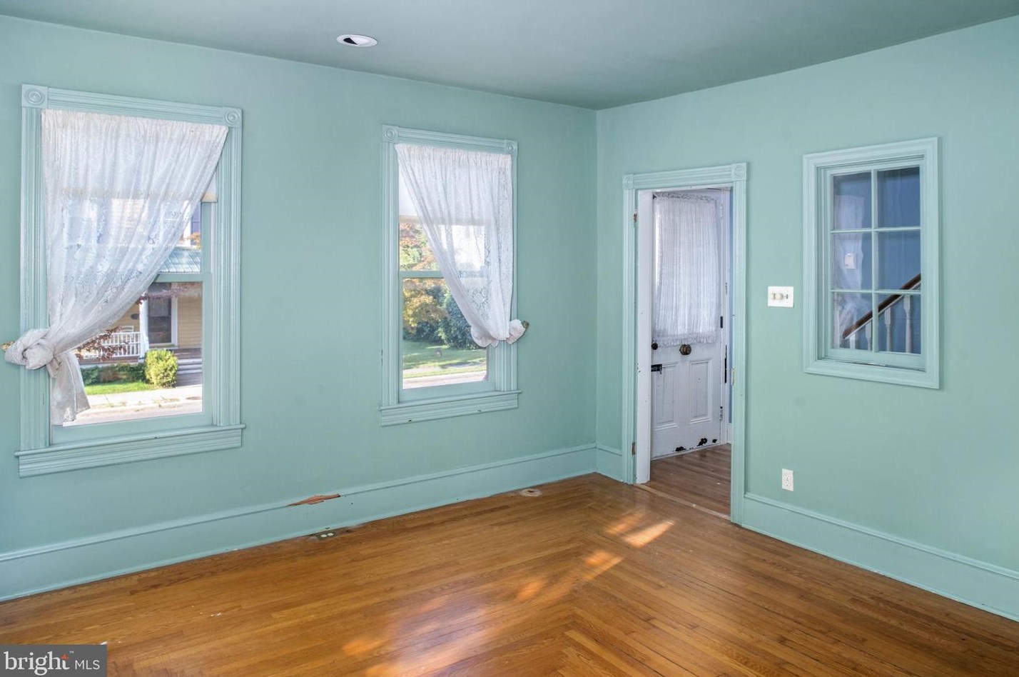 3 Main St, Stockton NJ 08559-2120 exterior