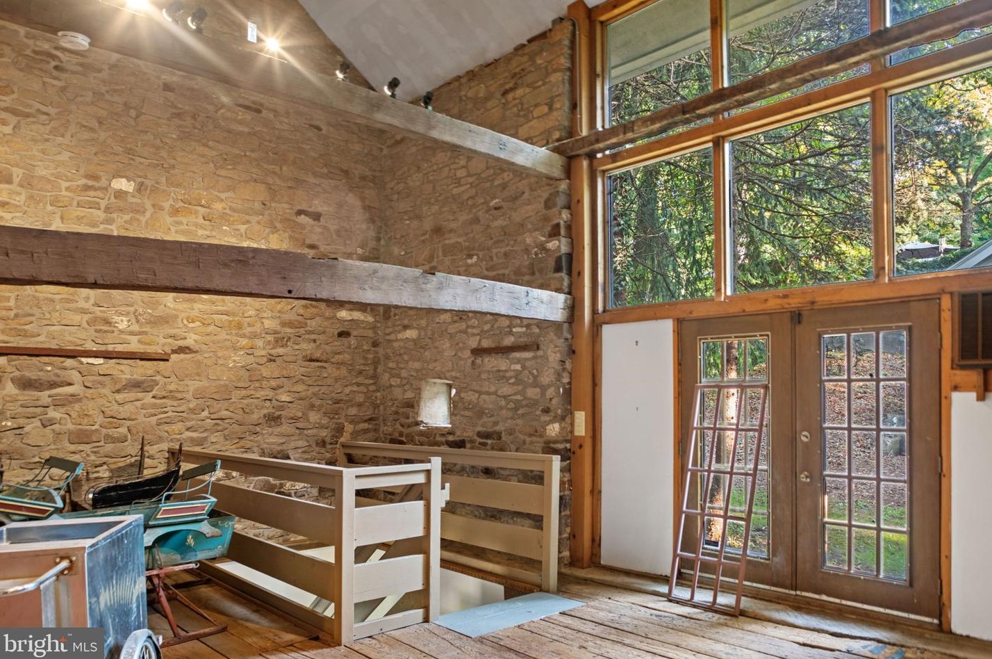 3 Main St, Stockton NJ 08559-2120 exterior