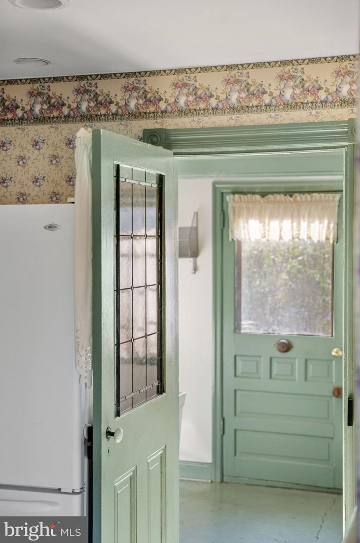 3 Main St, Stockton NJ 08559-2120 exterior