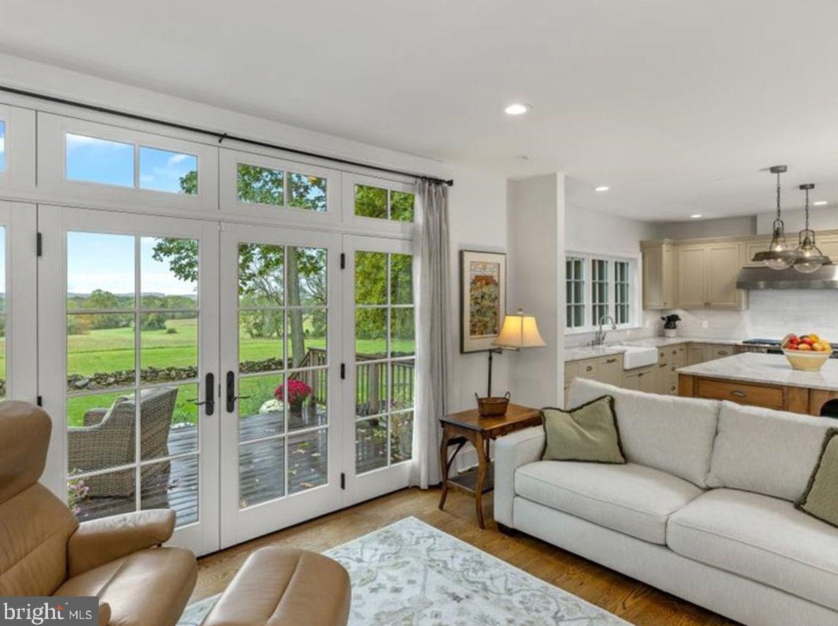 150 Sandy Rdg Rd, Stockton NJ 08559-1513 exterior