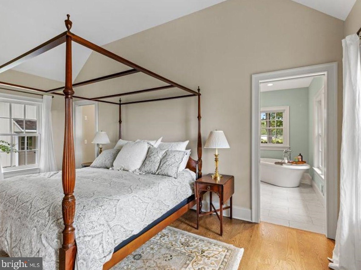 150 Sandy Rdg Rd, Stockton NJ 08559-1513 exterior