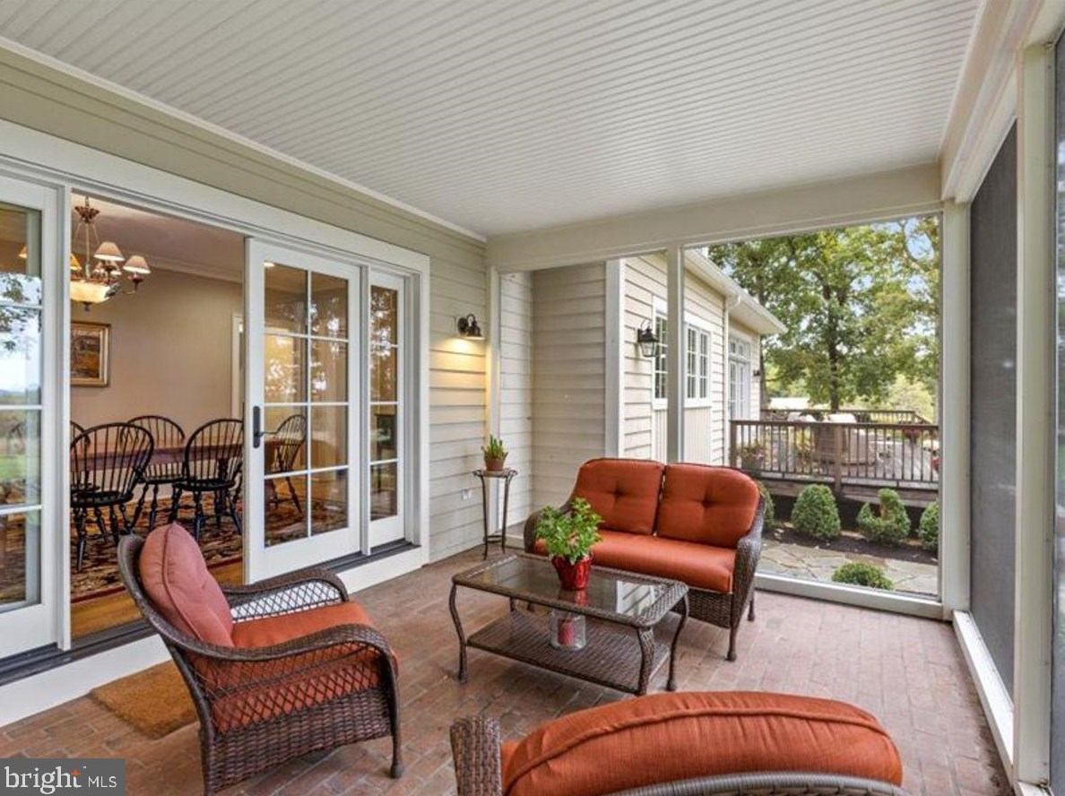 150 Sandy Rdg Rd, Stockton NJ 08559-1513 exterior