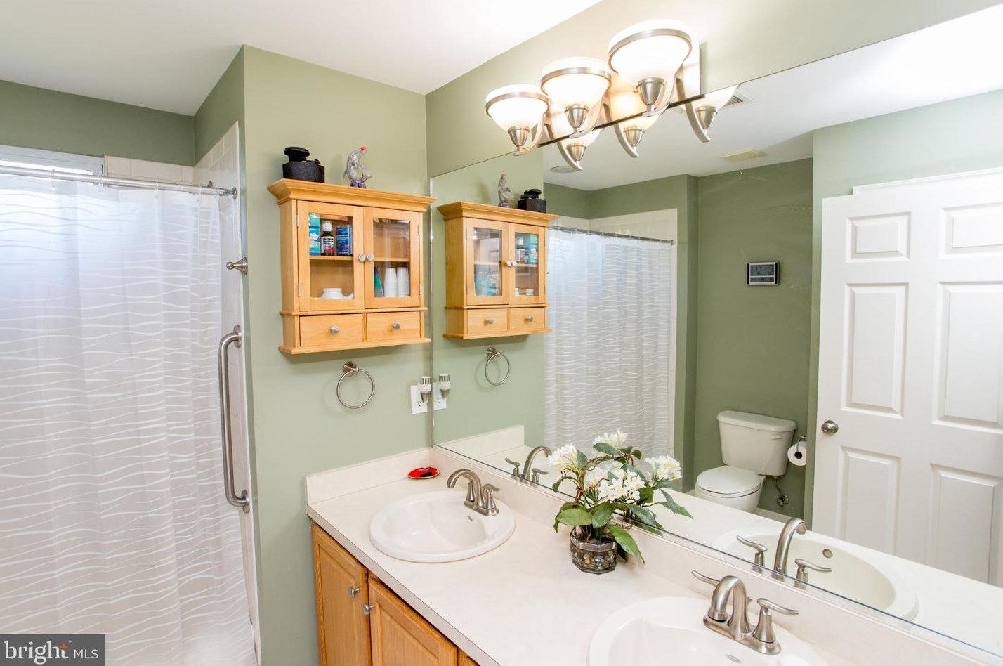 19 Ferris Wheel Dr, West Amwell NJ  08530-3441 exterior