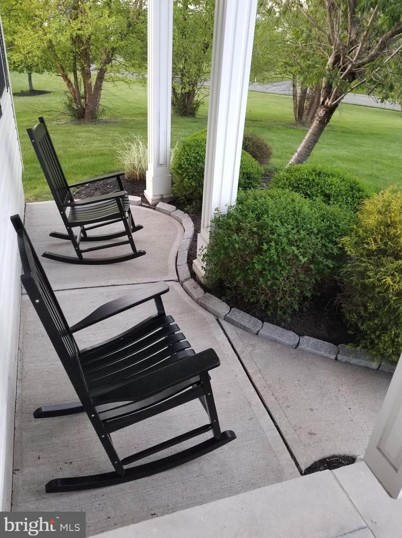 19 Ferris Wheel Dr, West Amwell NJ  08530-3441 exterior