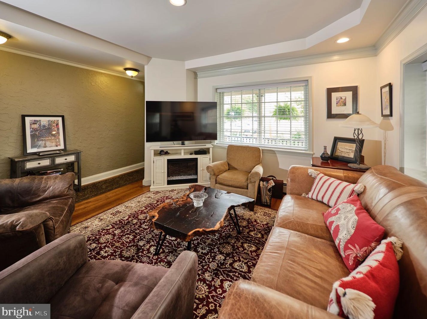 82 Delevan St, West Amwell NJ  08530-2015 exterior