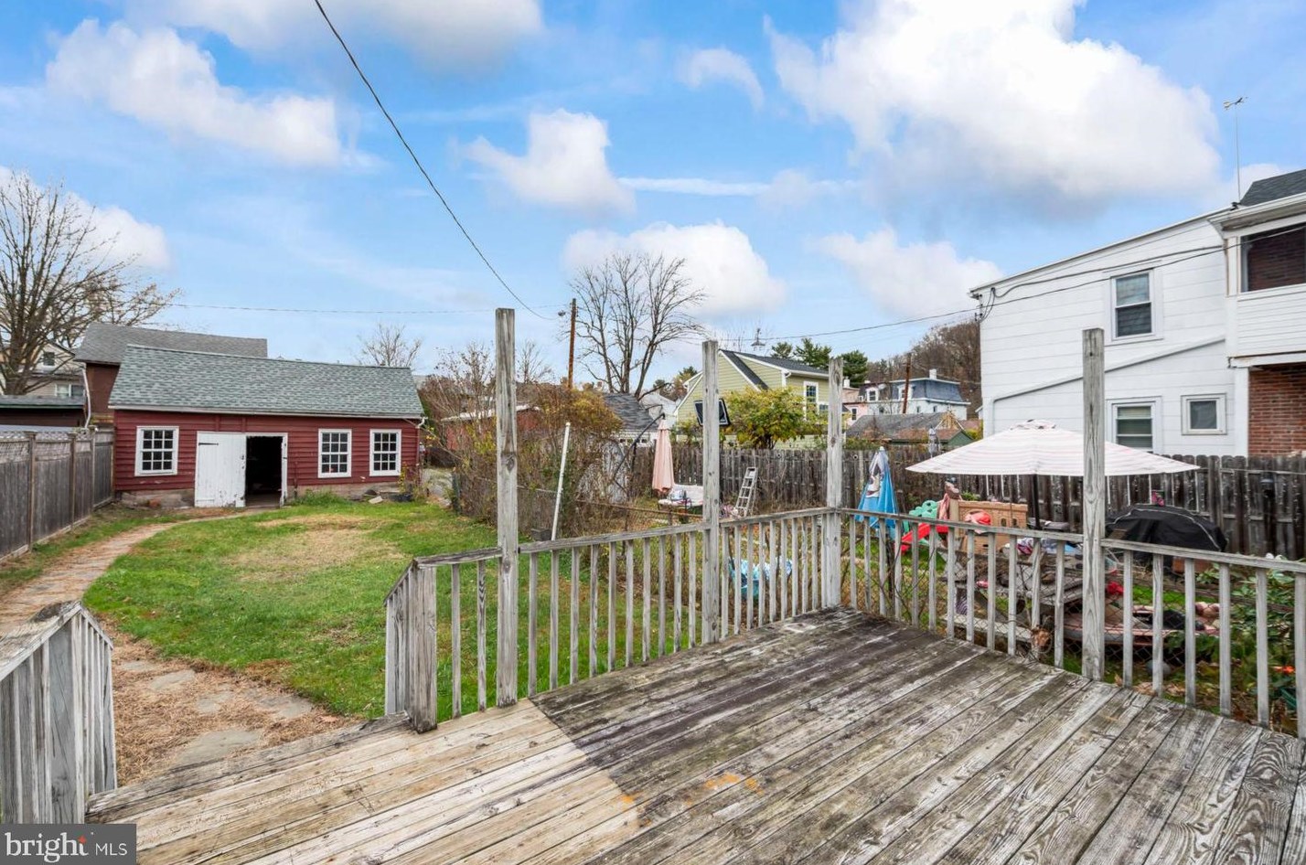 46 Buttonwood St, West Amwell NJ  08530-1643 exterior