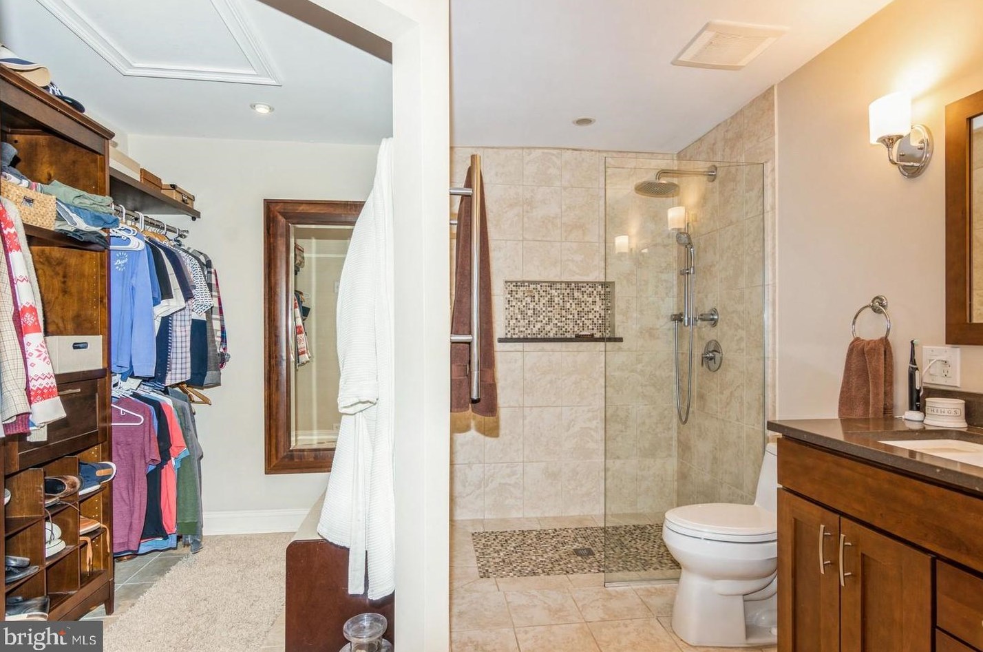 3 Hillside Ct, West Amwell NJ  08530-1051 exterior