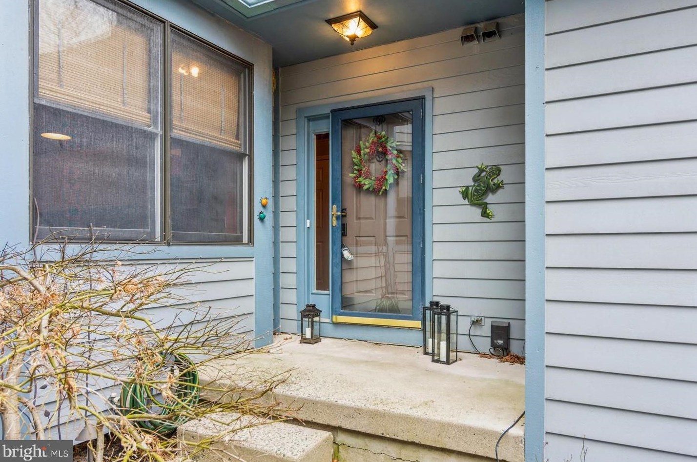 3 Hillside Ct, West Amwell NJ  08530-1051 exterior