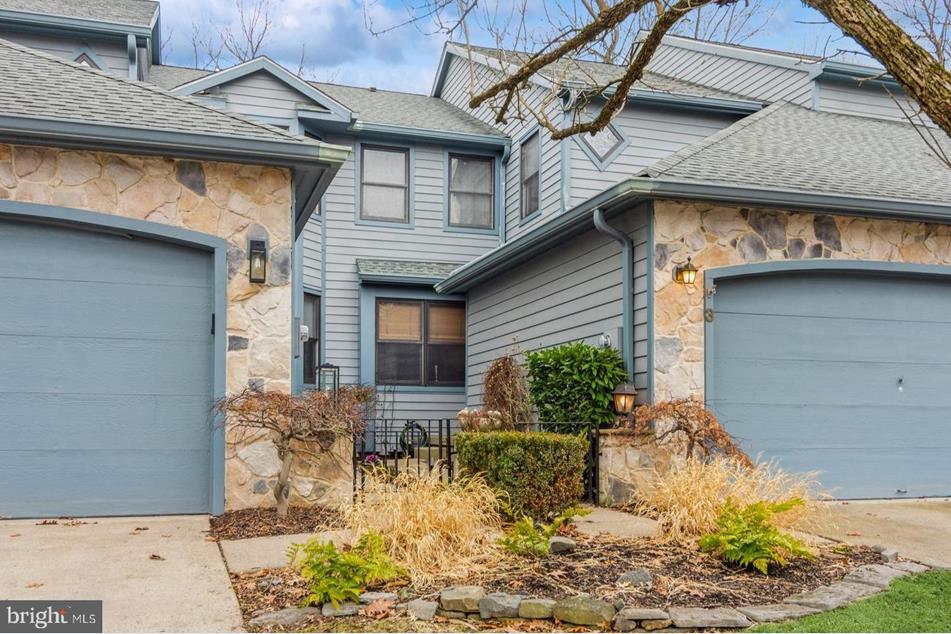 3 Hillside Ct, Lambertville, NJ 08530 MLS NJHT2002340 Coldwell Banker