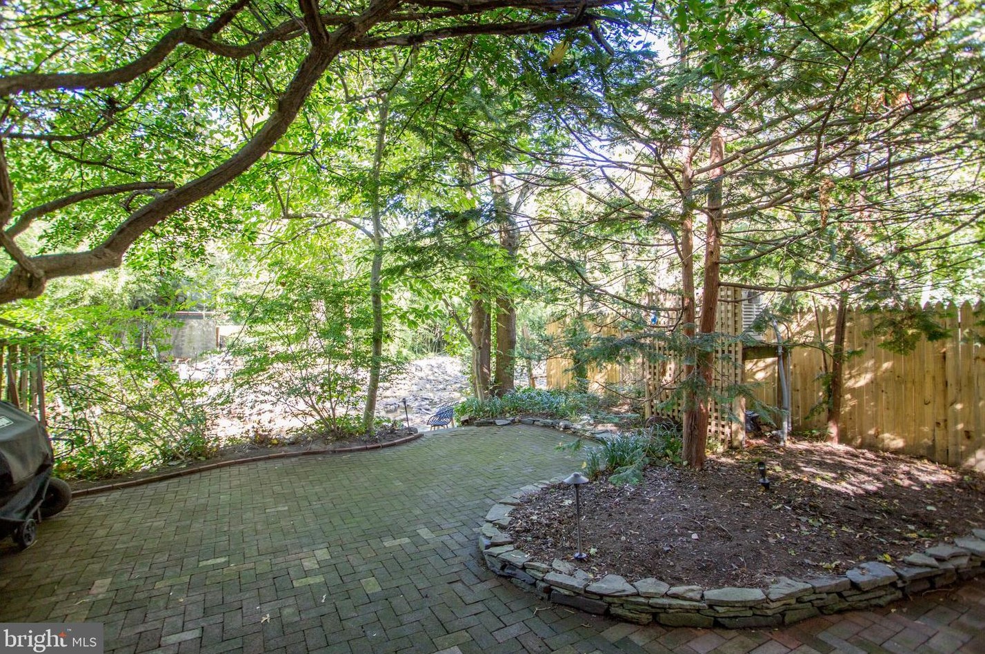 28 Swan St, West Amwell NJ  08530-1022 exterior