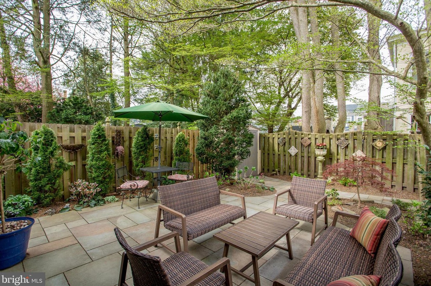 105 Union St, West Amwell NJ  08530-1646 exterior