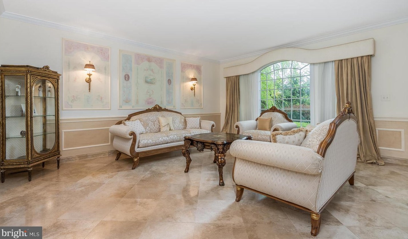 14 Ridgeview Ct, East Amwell Township NJ  08551-1872 exterior