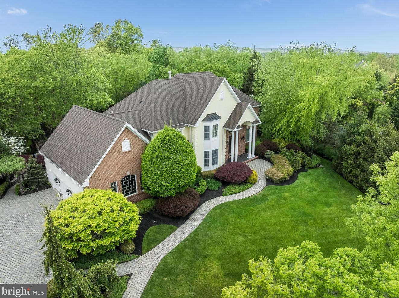 14 Ridgeview Ct, East Amwell Township NJ  08551-1872 exterior