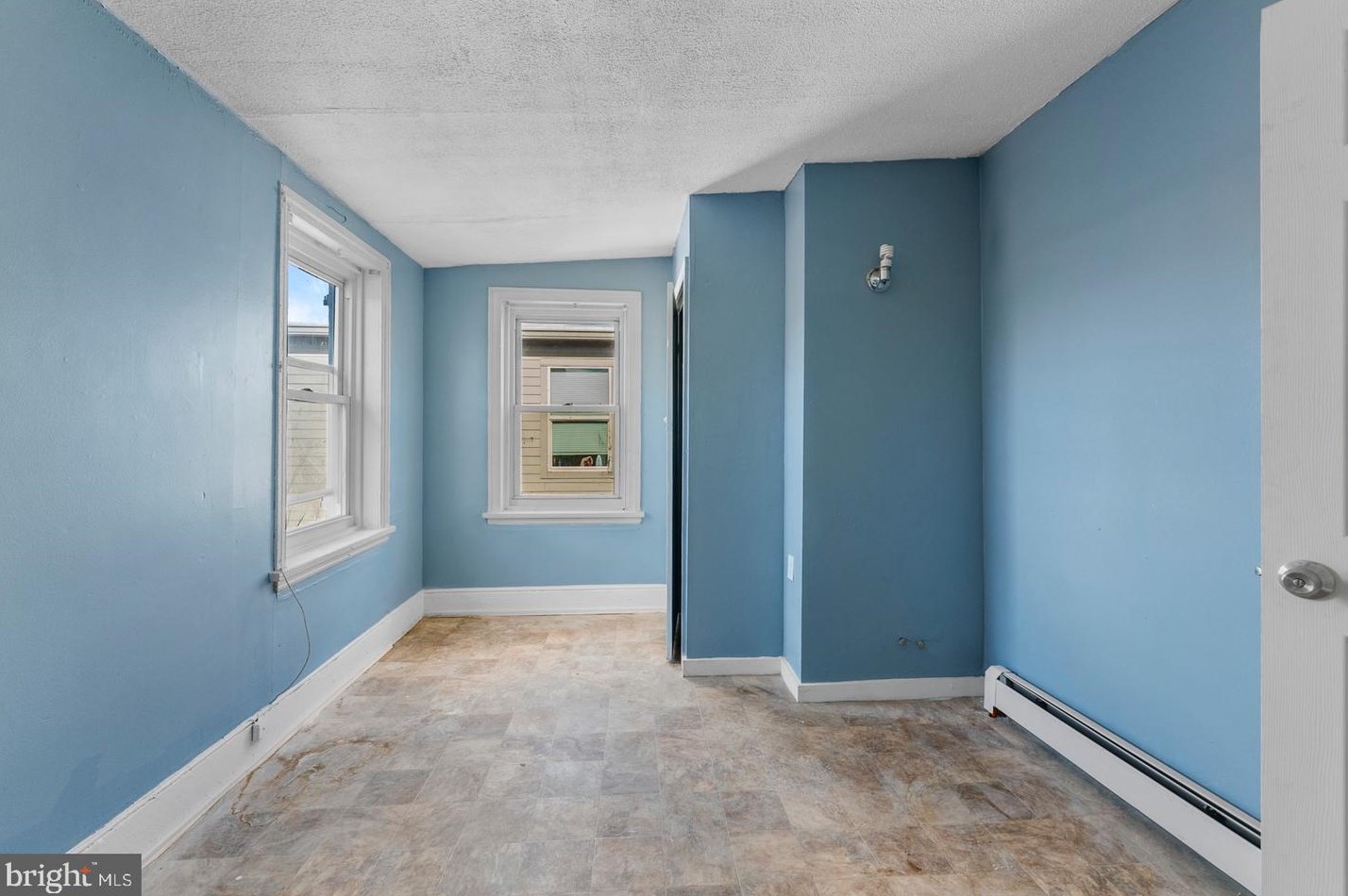 204 Academy St, Trenton NJ 08618-3902 exterior