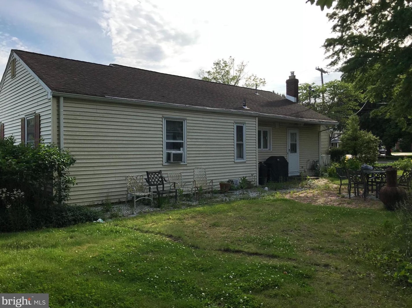 255 Franklin St, East Windsor NJ 08520-3224 exterior