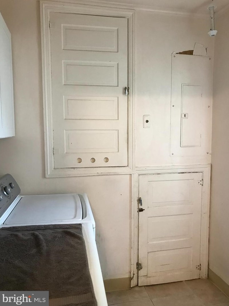 255 Franklin St, East Windsor NJ 08520-3224 exterior