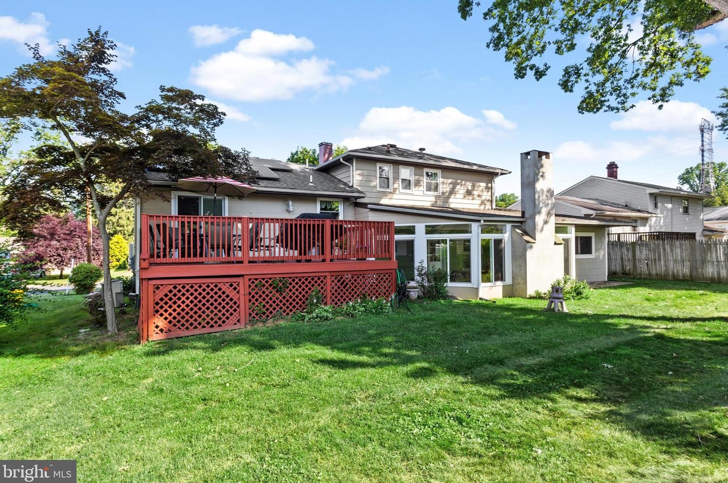 39 Lumar Rd, Trenton NJ 08648-3153 exterior