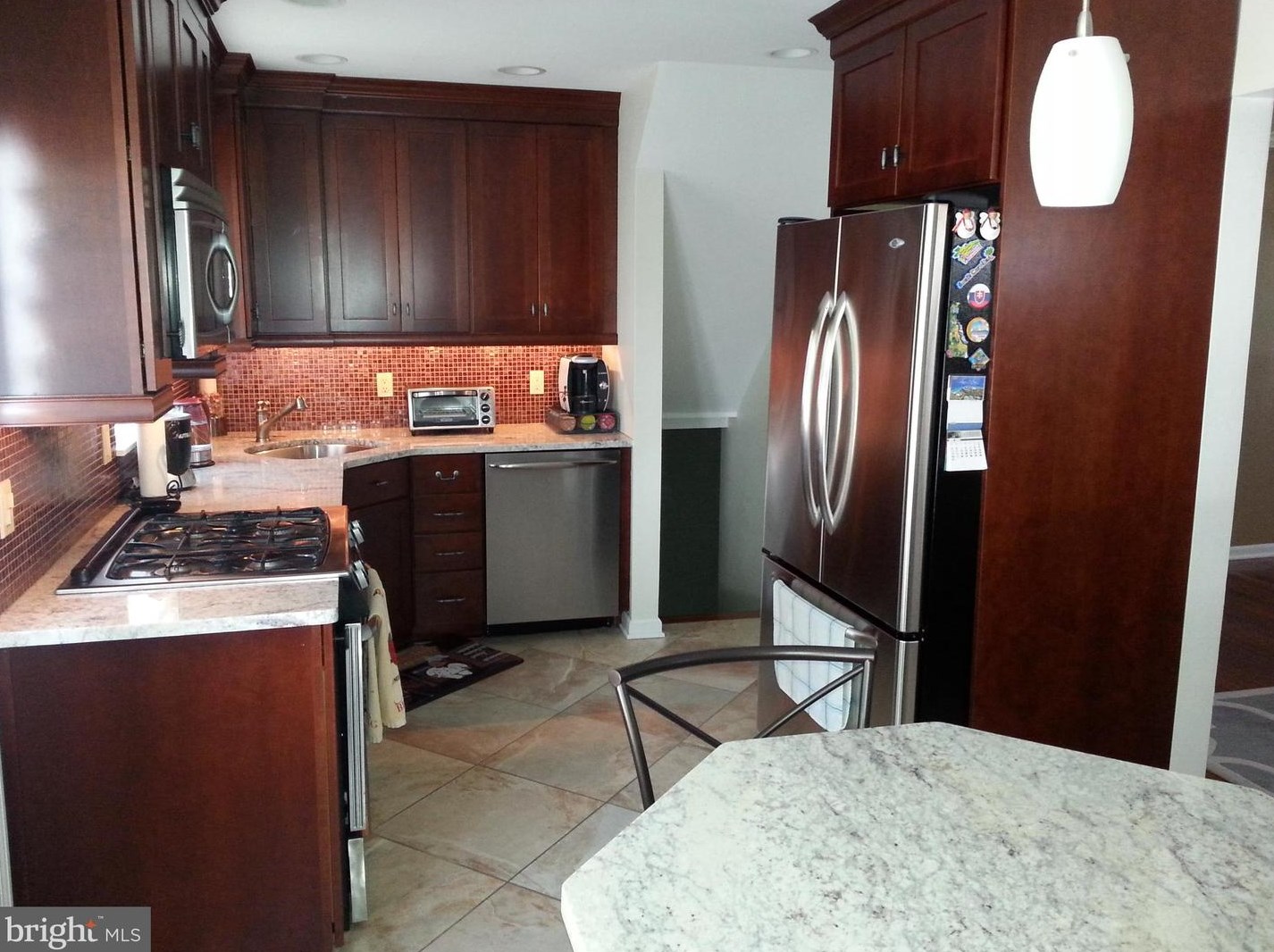 32 Amsterdam Rd, Trenton NJ 08620-1902 exterior