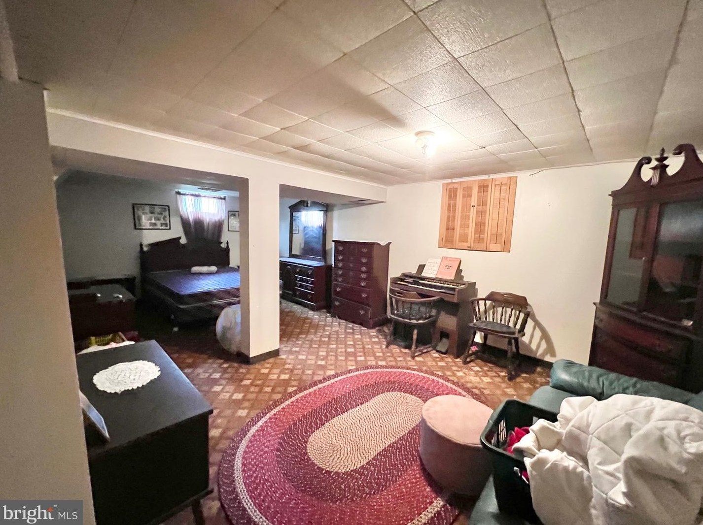 40 Baltusrol St, Trenton NJ 08690-1602 exterior