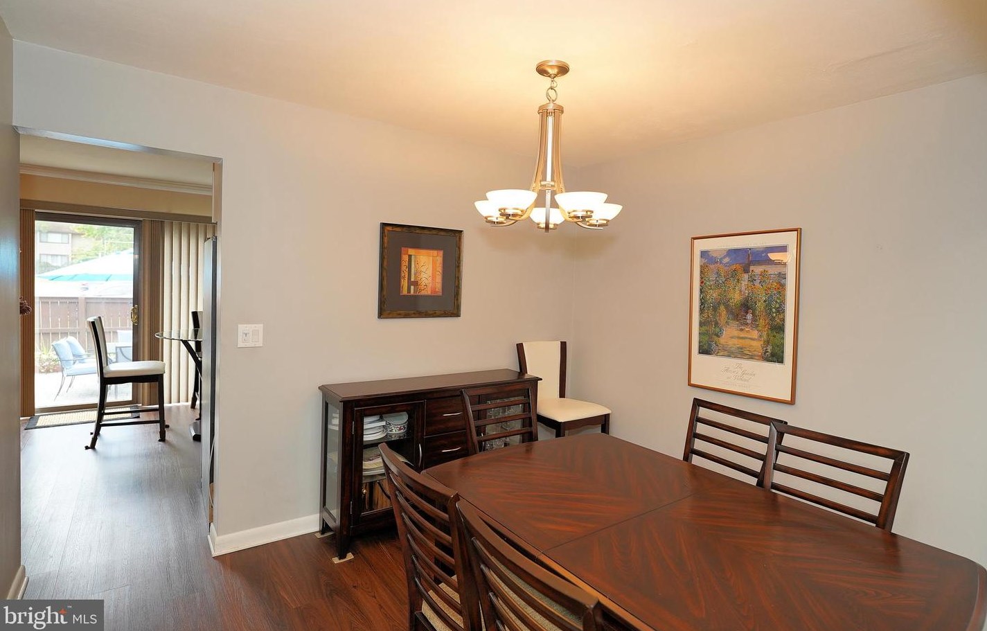 913 Jamestown Rd, East Windsor NJ 08520-5606 exterior