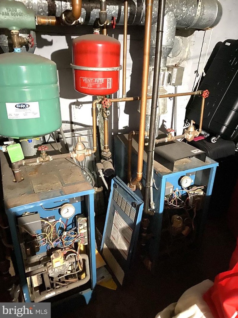 843 Lyndale Ave, Trenton NJ 08629-2408 exterior