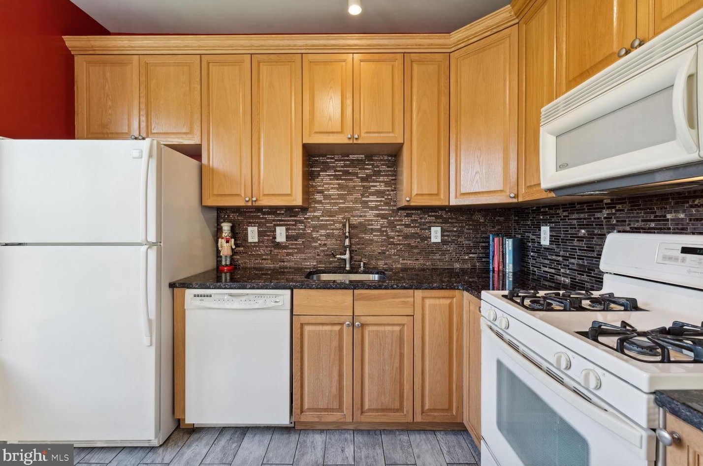 80 Kyle Way, Trenton NJ 08628-2523 exterior