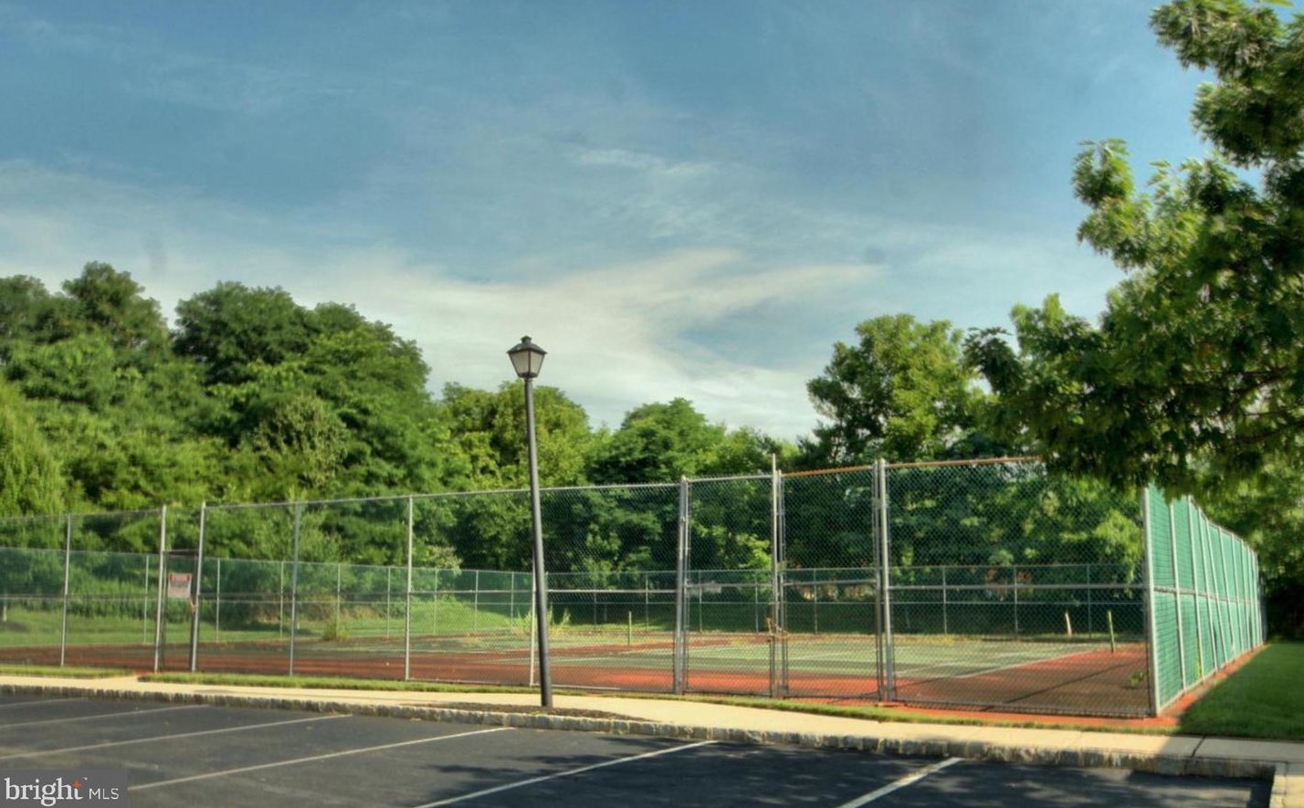 64 Kyle Way, Trenton NJ 08628-2521 exterior