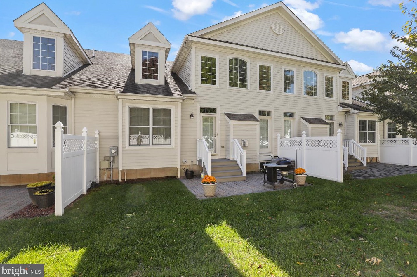 46 Schindler Ct, Lawrence Township NJ  08648-2579 exterior