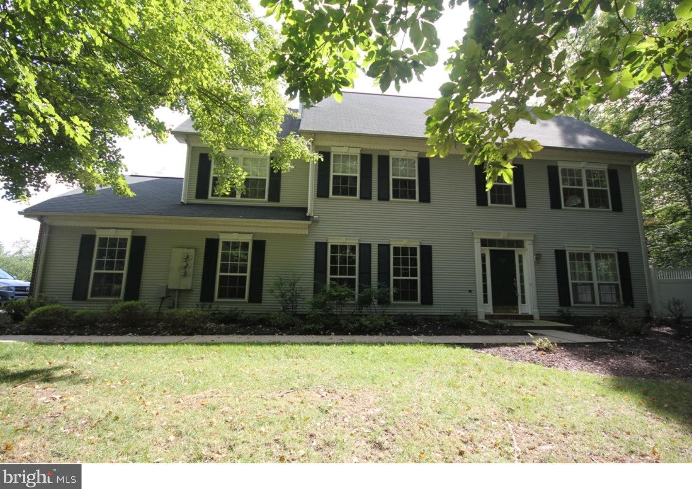 709 Deer Run Ct, Pennington NJ  08534-5233 exterior