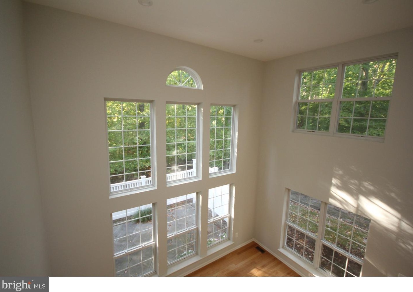 709 Deer Run Ct, Pennington NJ  08534-5233 exterior