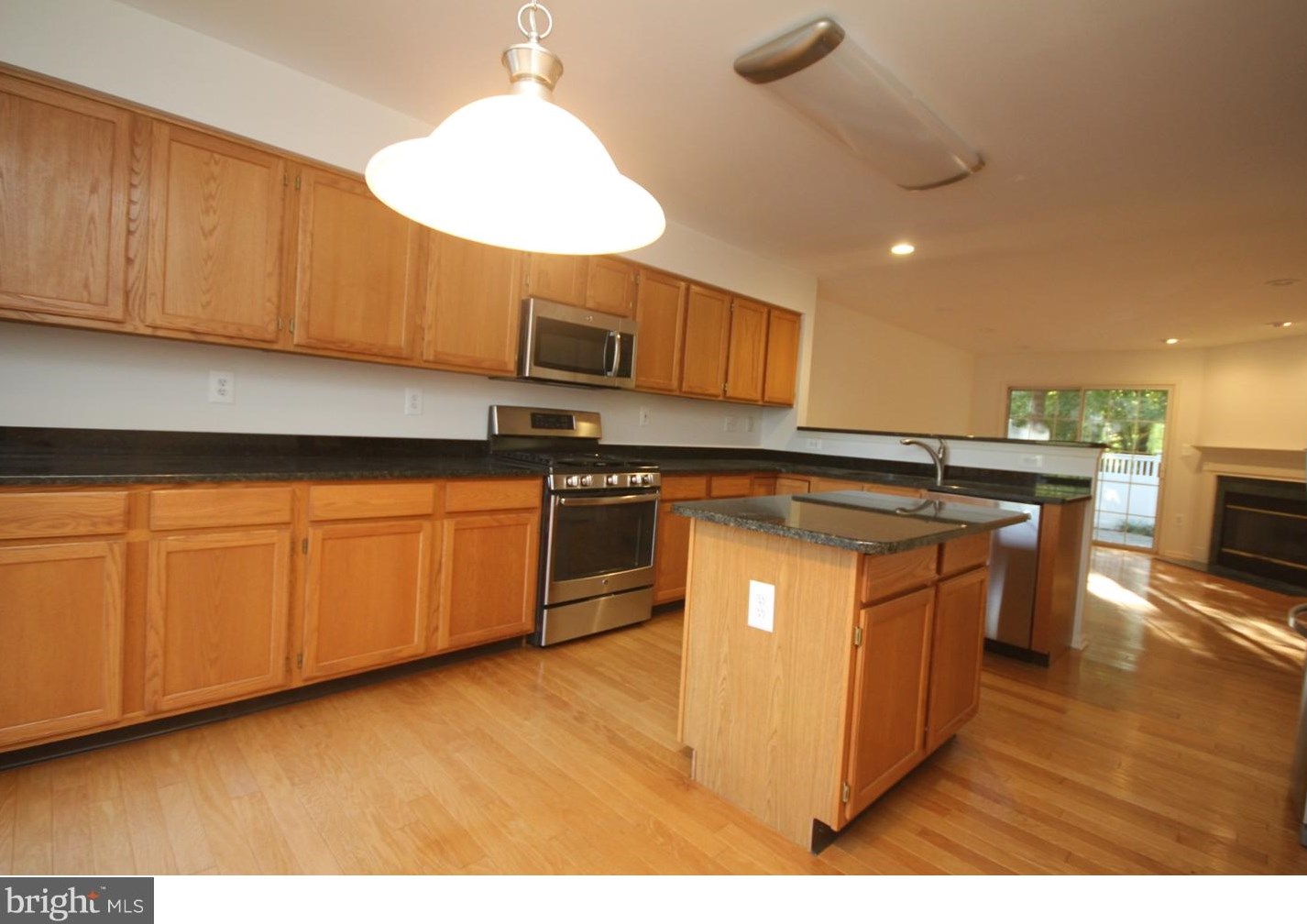 709 Deer Run Ct, Pennington NJ  08534-5233 exterior