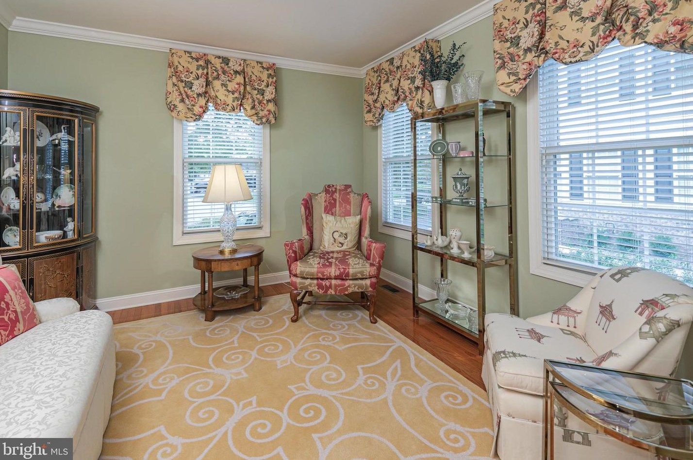 42 Schindler Ct, Lawrence Township NJ  08648-2578 exterior