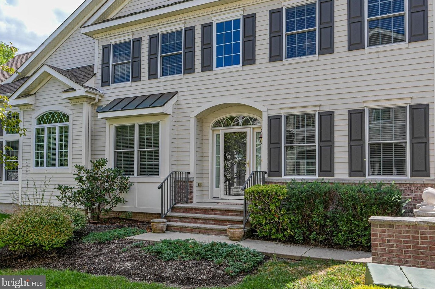 42 Schindler Ct, Lawrence Township NJ  08648-2578 exterior