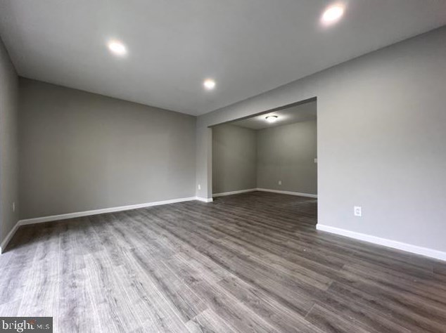 954 Jamestown Rd, East Windsor NJ 08520-5645 exterior