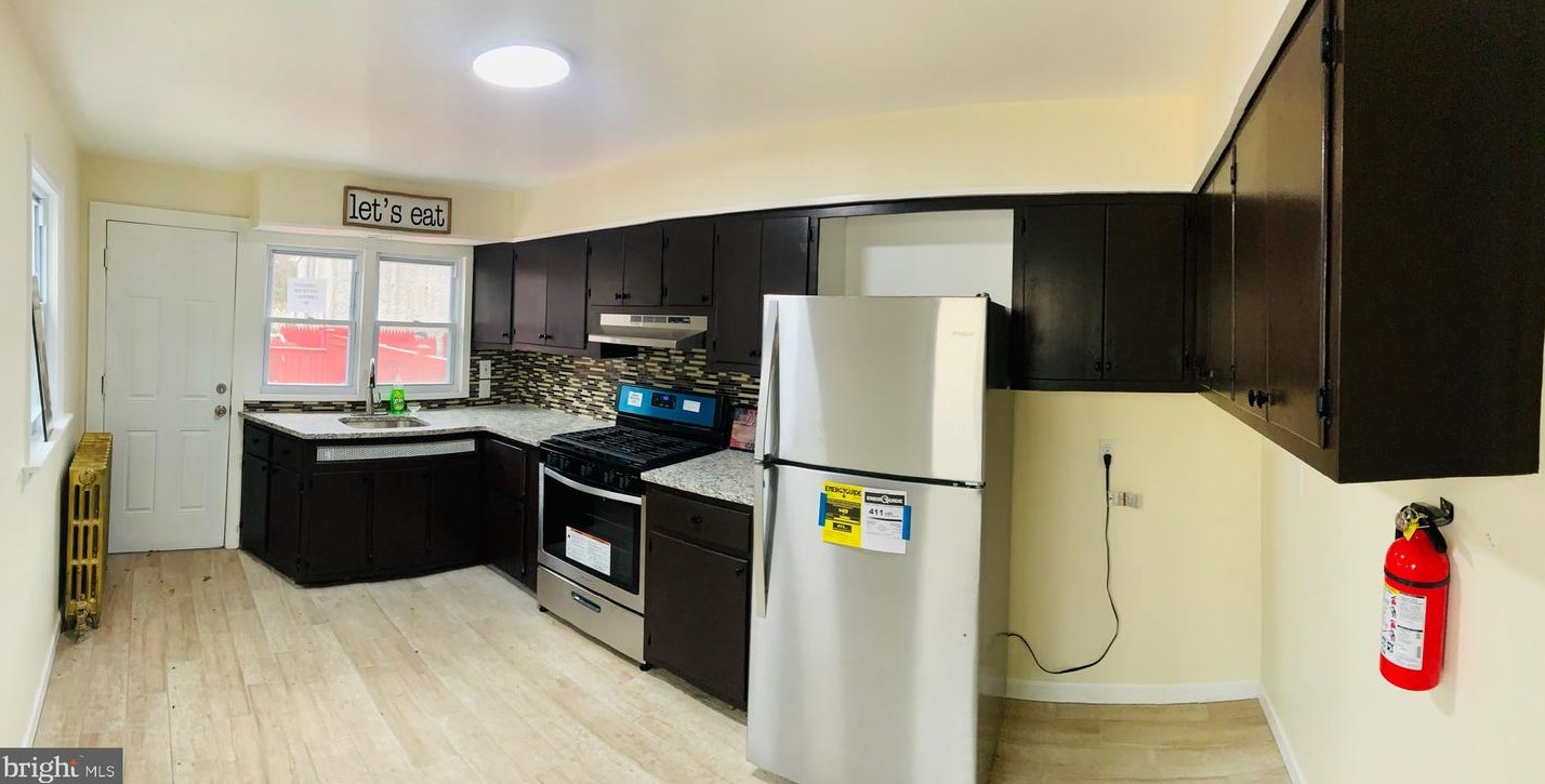 569 Brunswick Ave, Trenton NJ  08638-4237 exterior