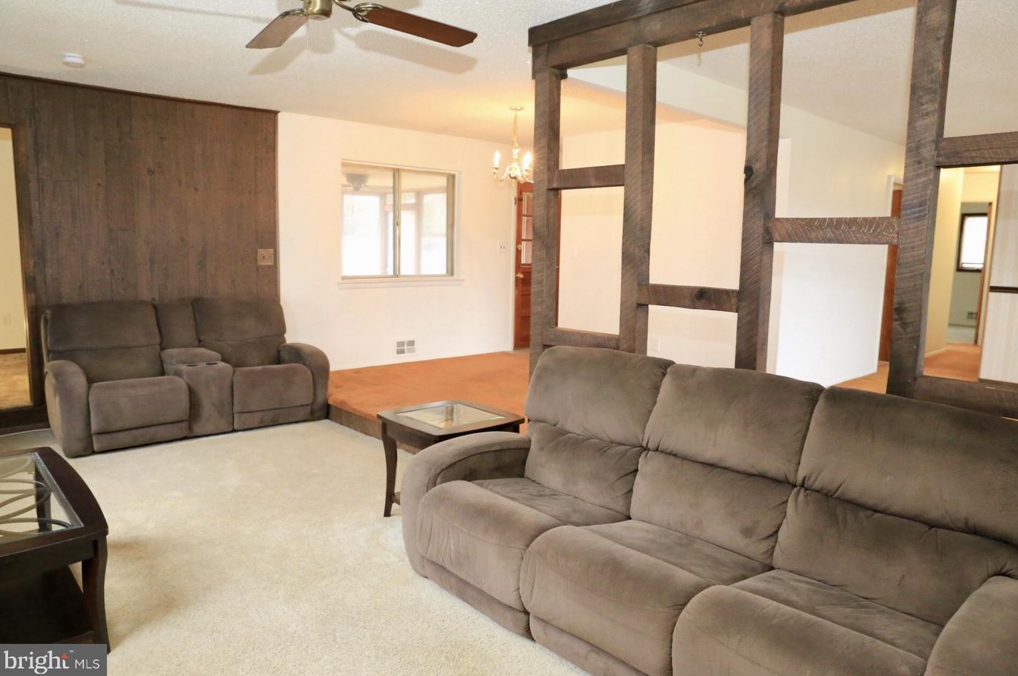 20 Apollo Dr, Trenton NJ  08620-1004 exterior