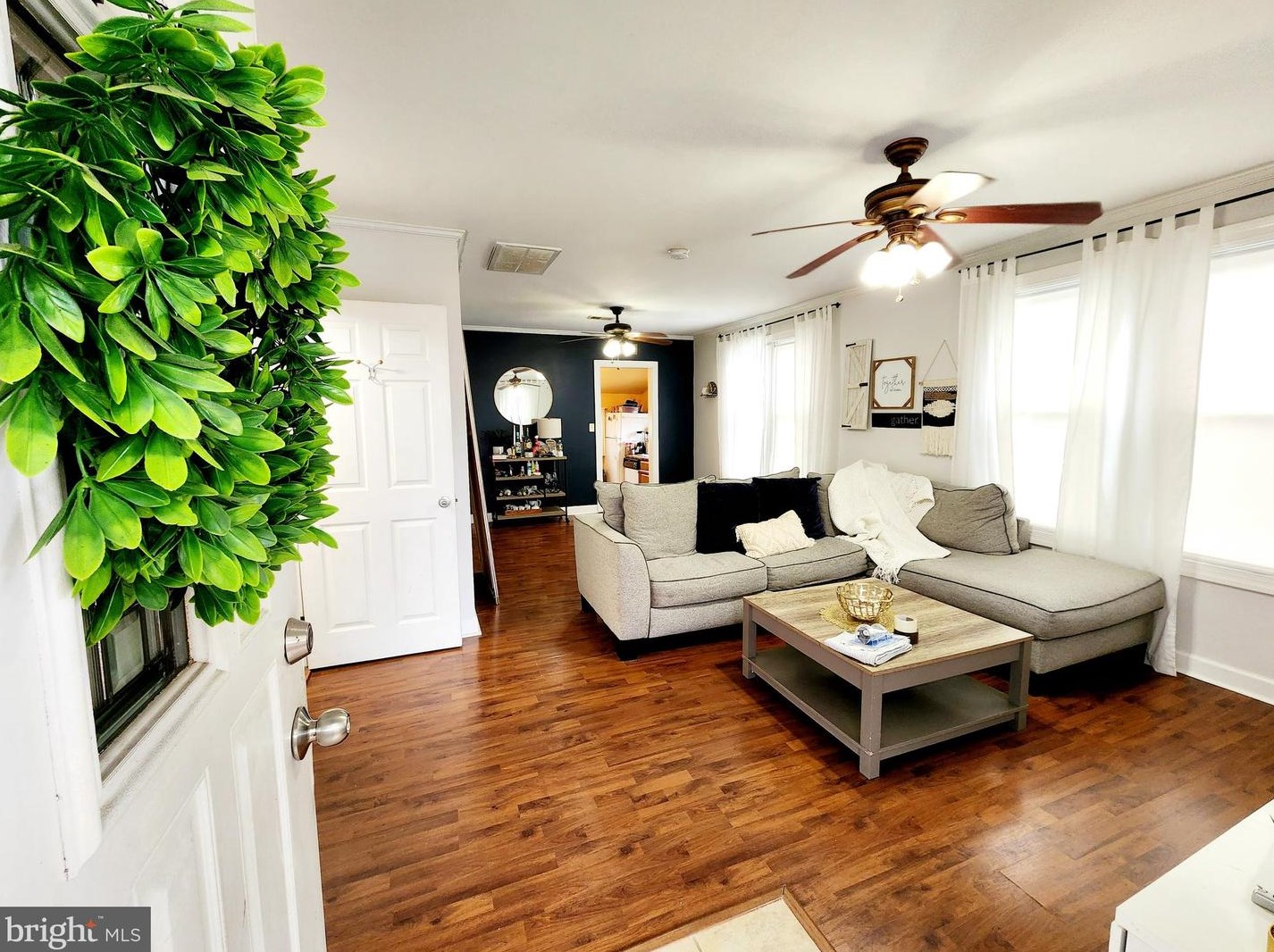 13 Hazelhurst Ave, Trenton NJ  08638-3509 exterior