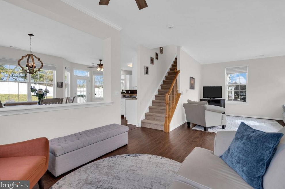 14 Bristol Way, East Windsor NJ  08520-2949 exterior