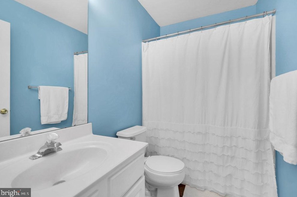 14 Bristol Way, East Windsor NJ  08520-2949 exterior